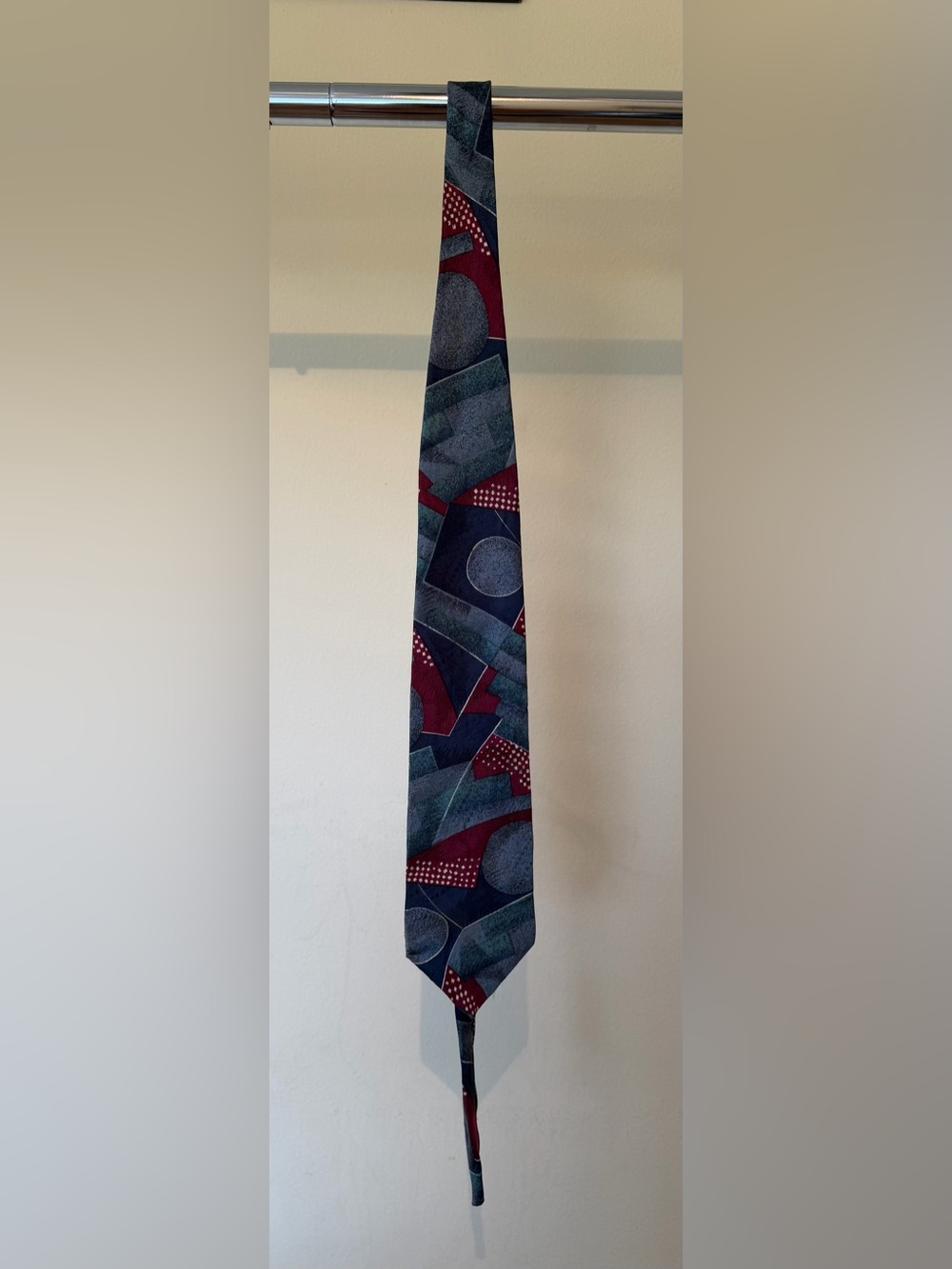 Vintage Riviera 100% Silk Necktie USA Abstract Geometric Red Blue Green